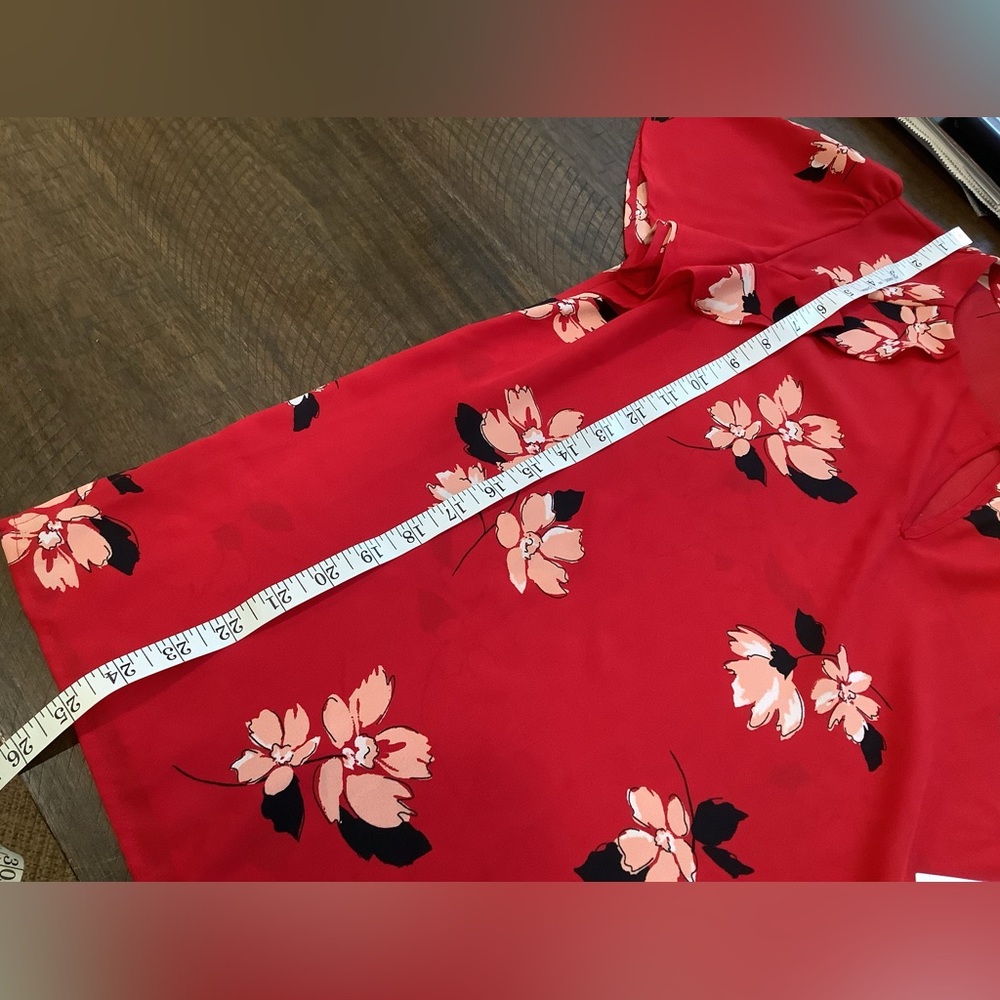 Liz Claiborne Red and Black Floral Blouse - Picture 7 of 8